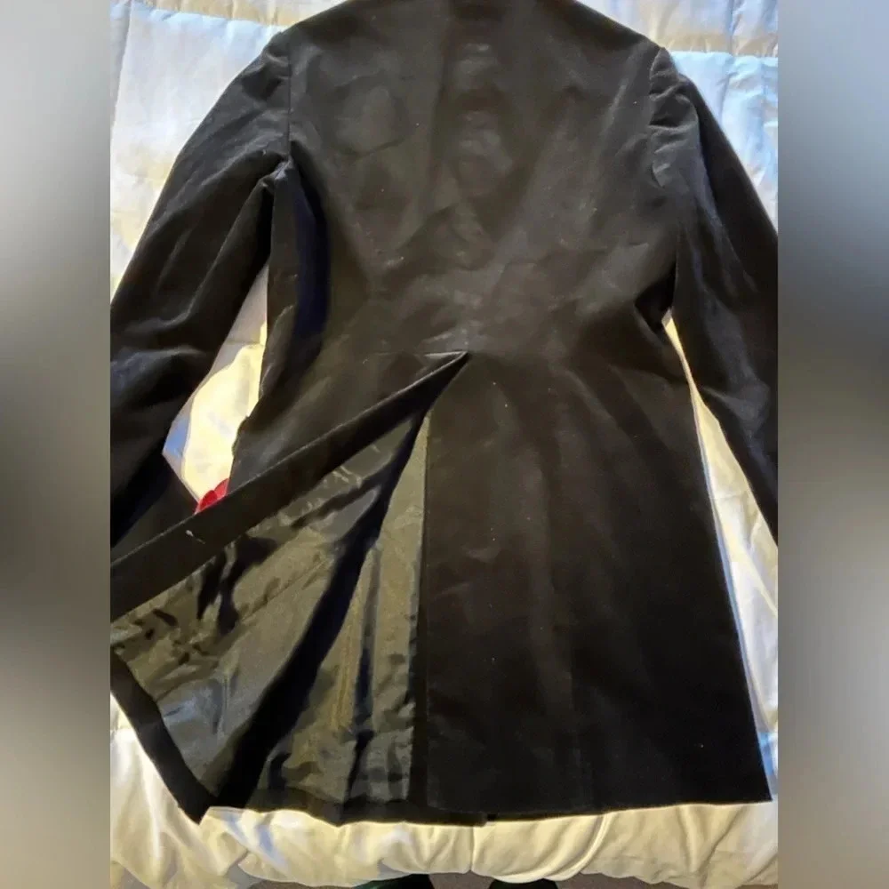 Unique Cambridge Dry goods black jacket coat with flowers floral embellishment